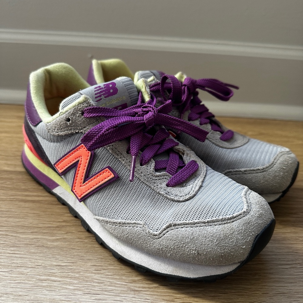 Women’s New Balance Tennis Shoes